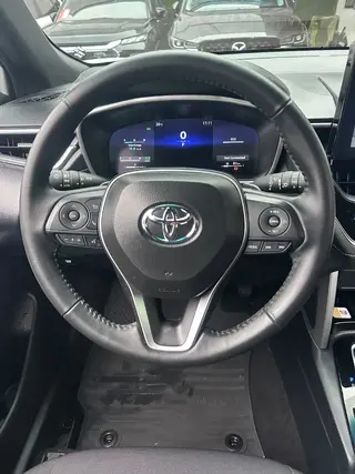 TOYOTA COROLLA CROSS 2026
